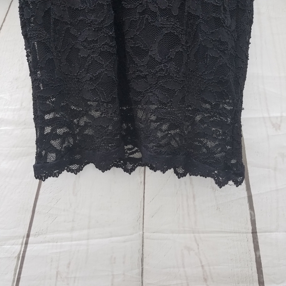 Black Lace Dress - Picture 4 of 6